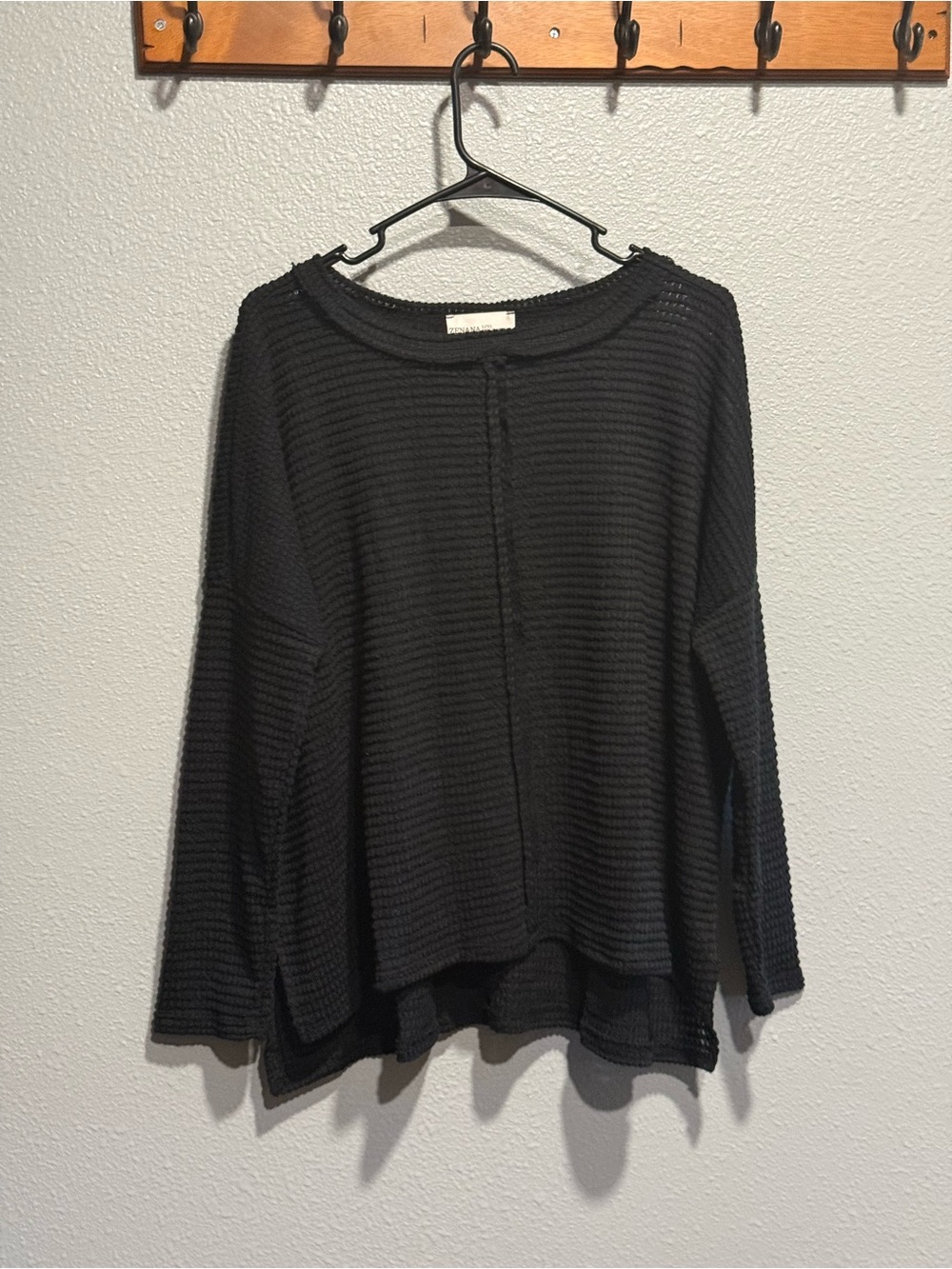 ZENANA Black Knit Sweater Size Large/XL Like New
